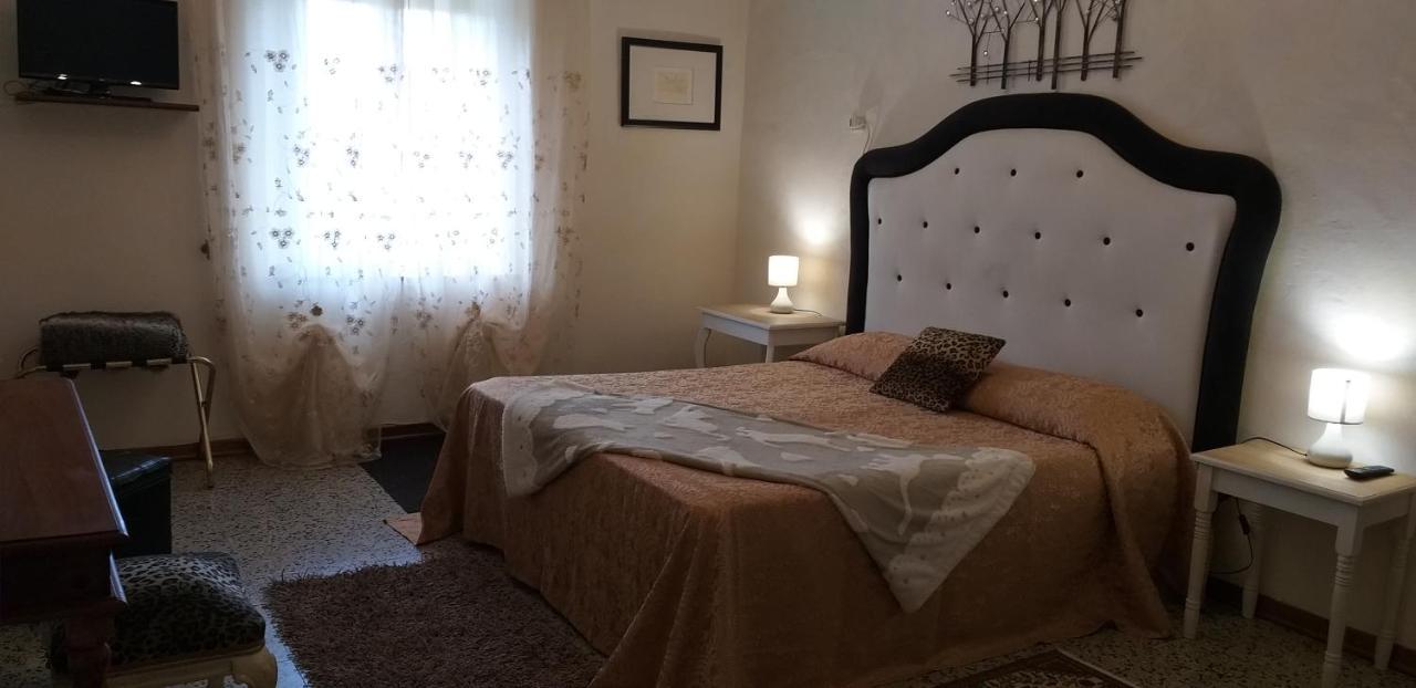 Bed and Breakfast La cascina della grotta di tufo San Valentino  Esterno foto