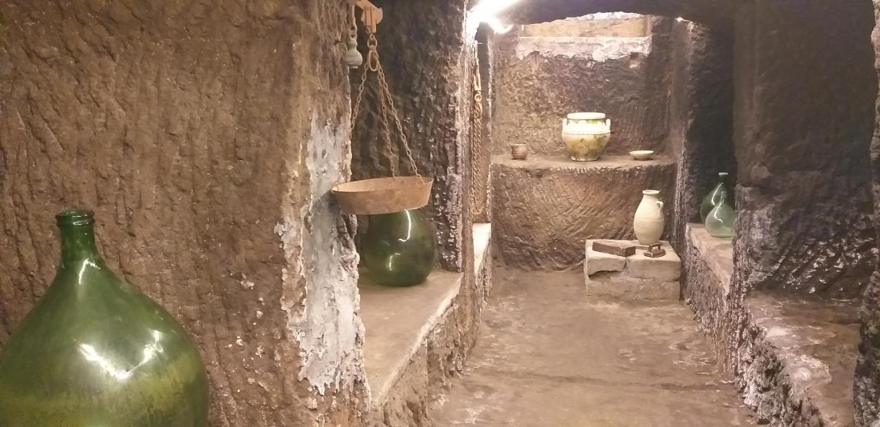 Bed and Breakfast La cascina della grotta di tufo San Valentino  Esterno foto